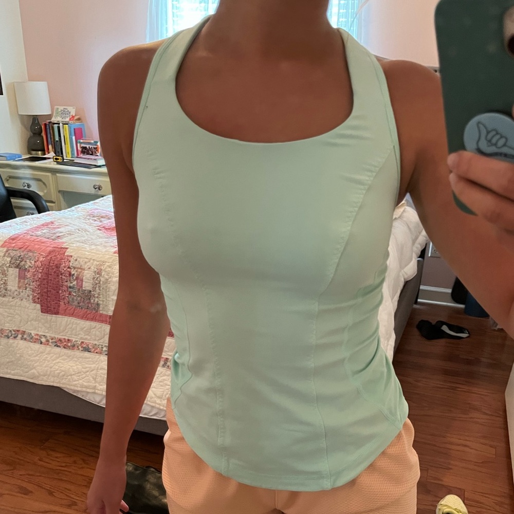 Lululemon mint green tank